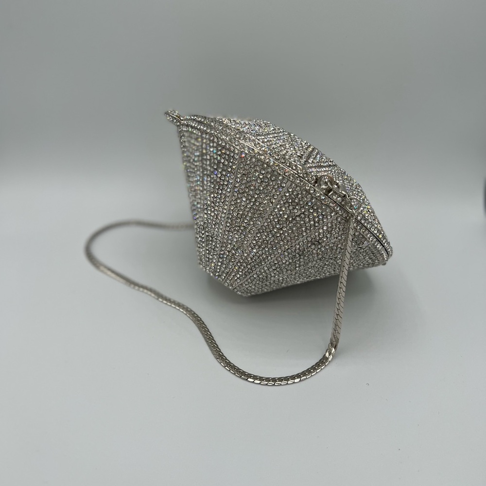 Diamond-shapes Silver Crystal Evening Bag